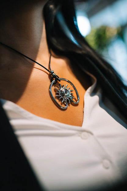 Sunny Necklace